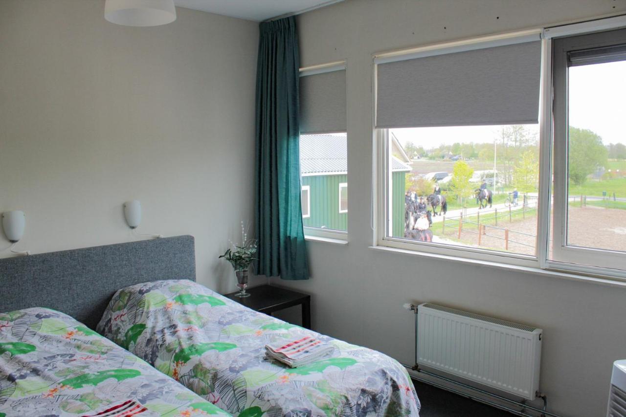 Manege Sanninghoeve B&B Oudega  エクステリア 写真